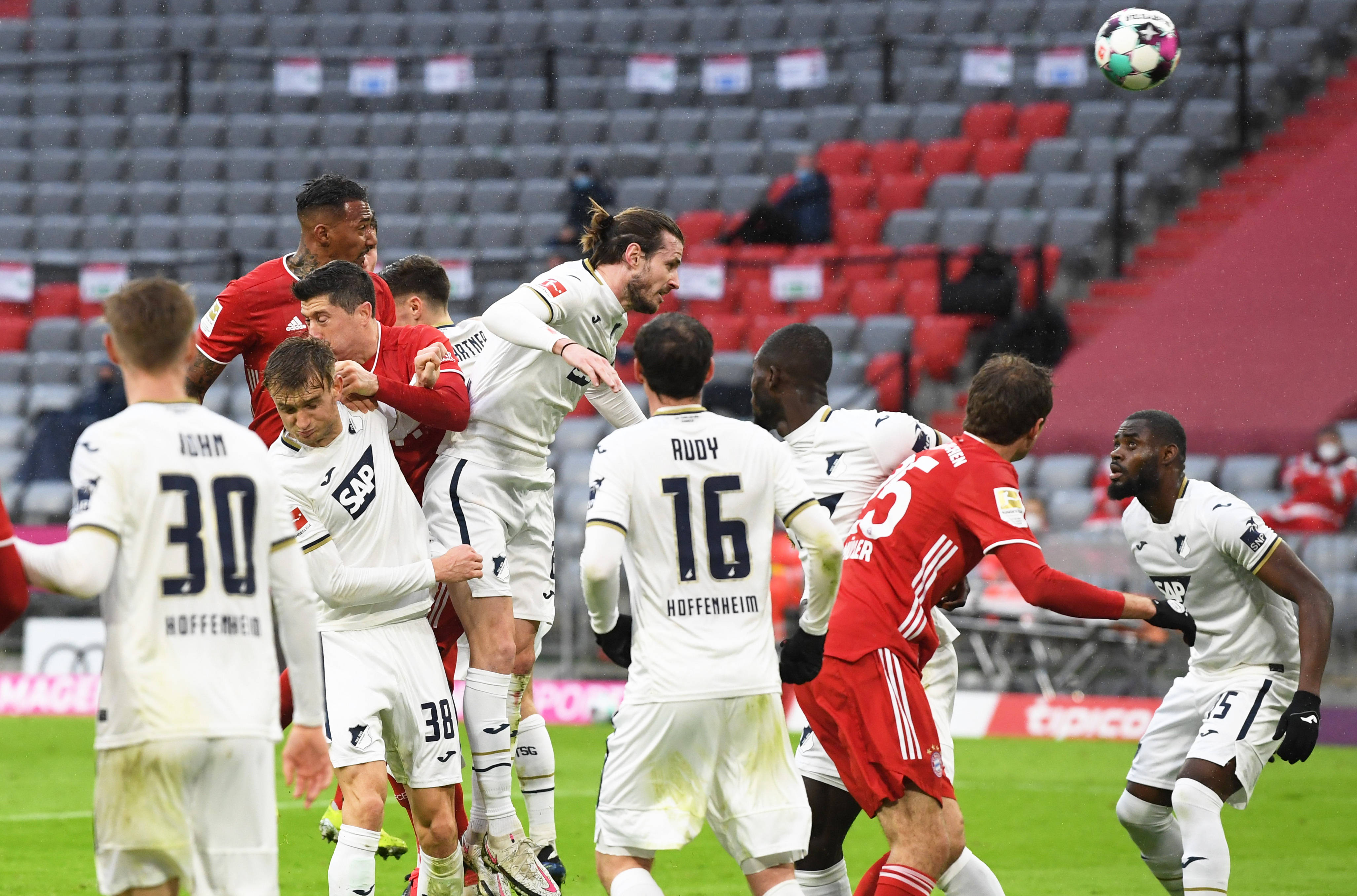 关于德国杯倒计时，成都蓉城国际比赛日刷新队史纪录，细节引发关注，压力陡增，年轻球员得到机会的信息