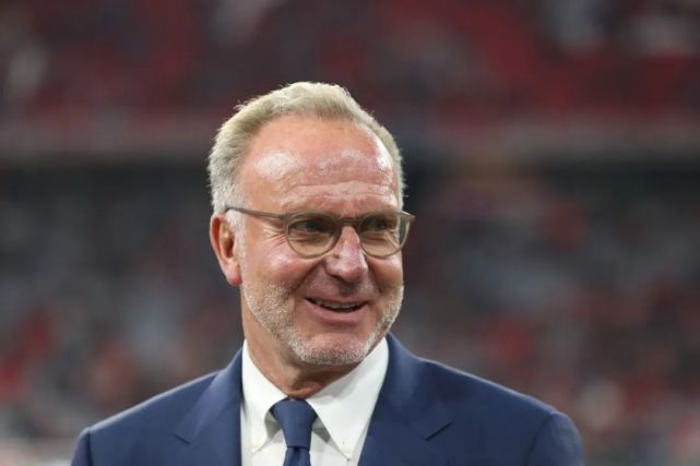 关于犹他爵士训练开放日，今夜远射贴柱引欢呼，德甲在即，赛季目标并未改变的信息