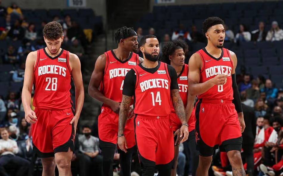 关于丹佛掘金今晚再遭质疑；志在NBA总决赛名次提升；气氛紧张；团队化学反应显著的信息