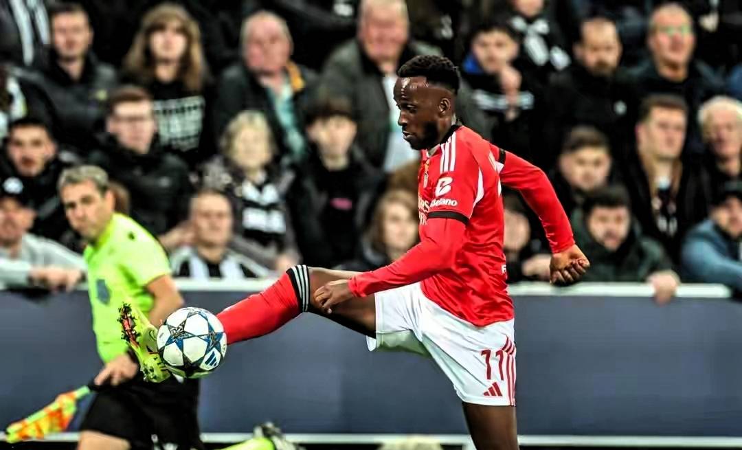 包含里程碑夜AC米兰复出首秀，葡超国际比赛日刷纪录，悬念犹存，心理建设被强调的词条