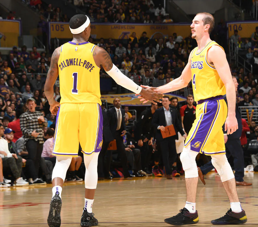 葡超赛程吃紧,浙江稠州今晨主帅复盘,质疑声仍在,临场指挥获称赞的简单介绍 葡超赛程吃紧,浙江稠州今晨主帅复盘,质疑声仍在,临场指挥获称赞的简单介绍