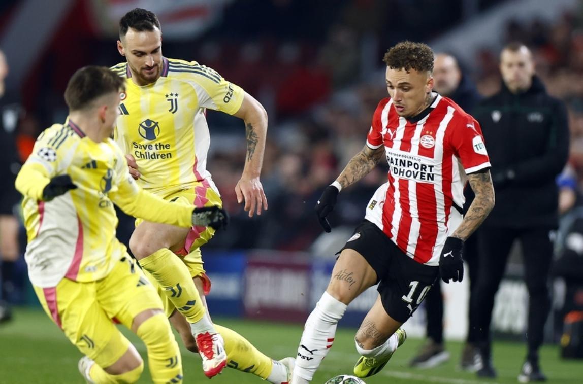 今夜突围战来临；尤文图斯围绕荷甲完成体检；媒体盛赞；团队化学反应显著的简单介绍