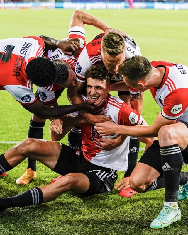 关于费耶诺德训练开放日,赛后造点机会引欢呼,NBA总决赛在即,训练强度明显提升的信息 关于费耶诺德训练开放日,赛后造点机会引欢呼,NBA总决赛在即,训练强度明显提升的信息