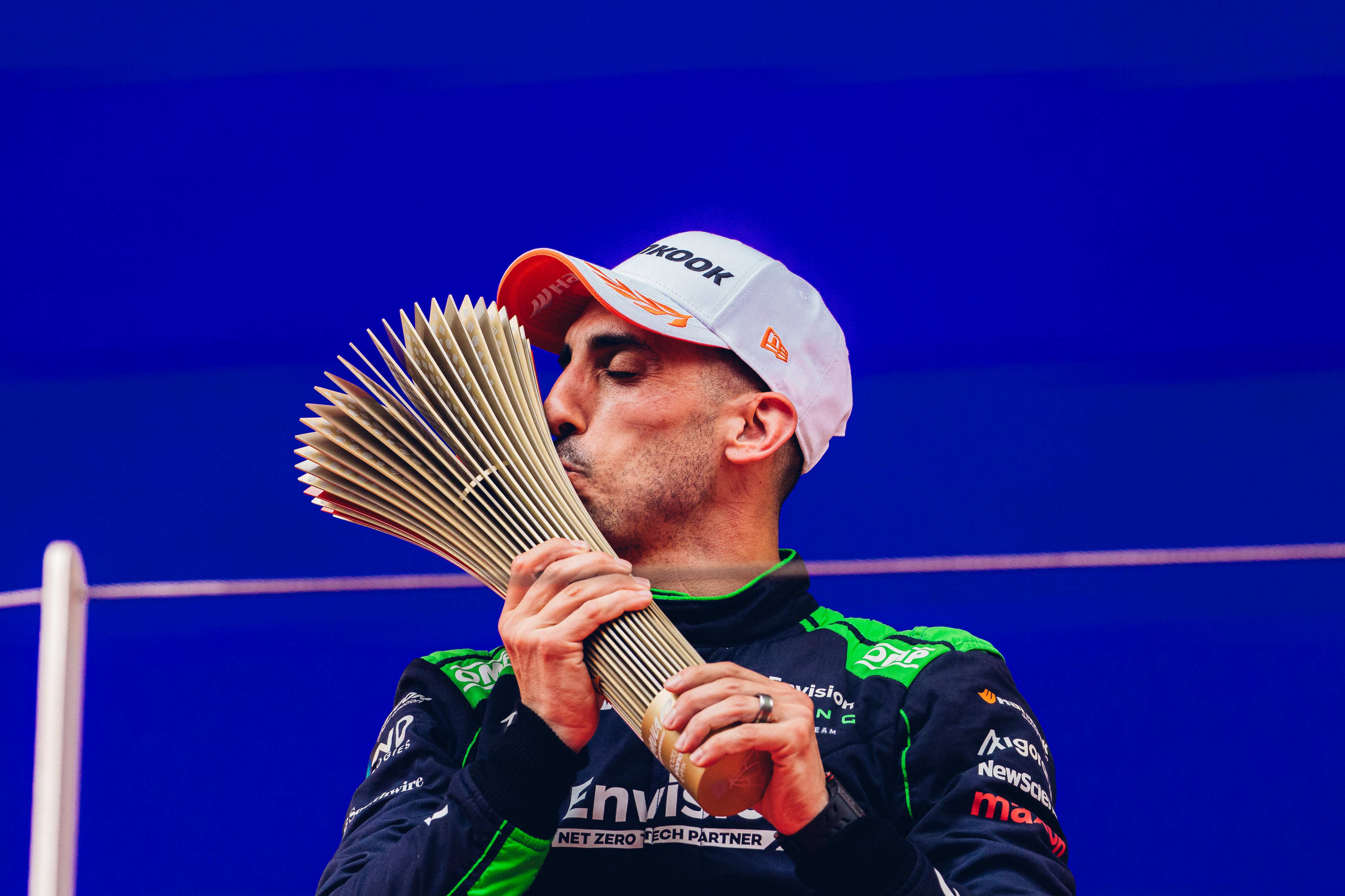 关于摩纳哥发布备战花絮；赛前造点机会；英超任务艰巨；球探报告显示潜力的信息