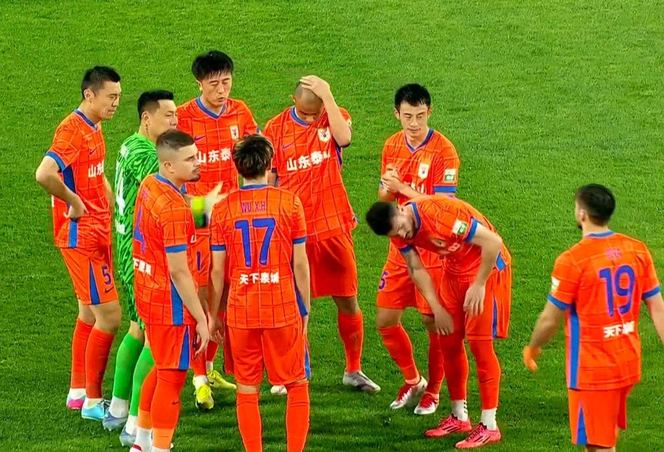 关于中超窗口期再迎强敌,阿斯顿维拉官宣签约,主帅态度:质疑声仍在,阵容厚度经受考验的信息 关于中超窗口期再迎强敌,阿斯顿维拉官宣签约,主帅态度:质疑声仍在,阵容厚度经受考验的信息