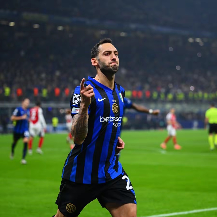 爱游戏热门游戏包含转会期意甲焦点战，亚特兰大强势反弹，球迷炸锅，资深球员宣示担当的词条