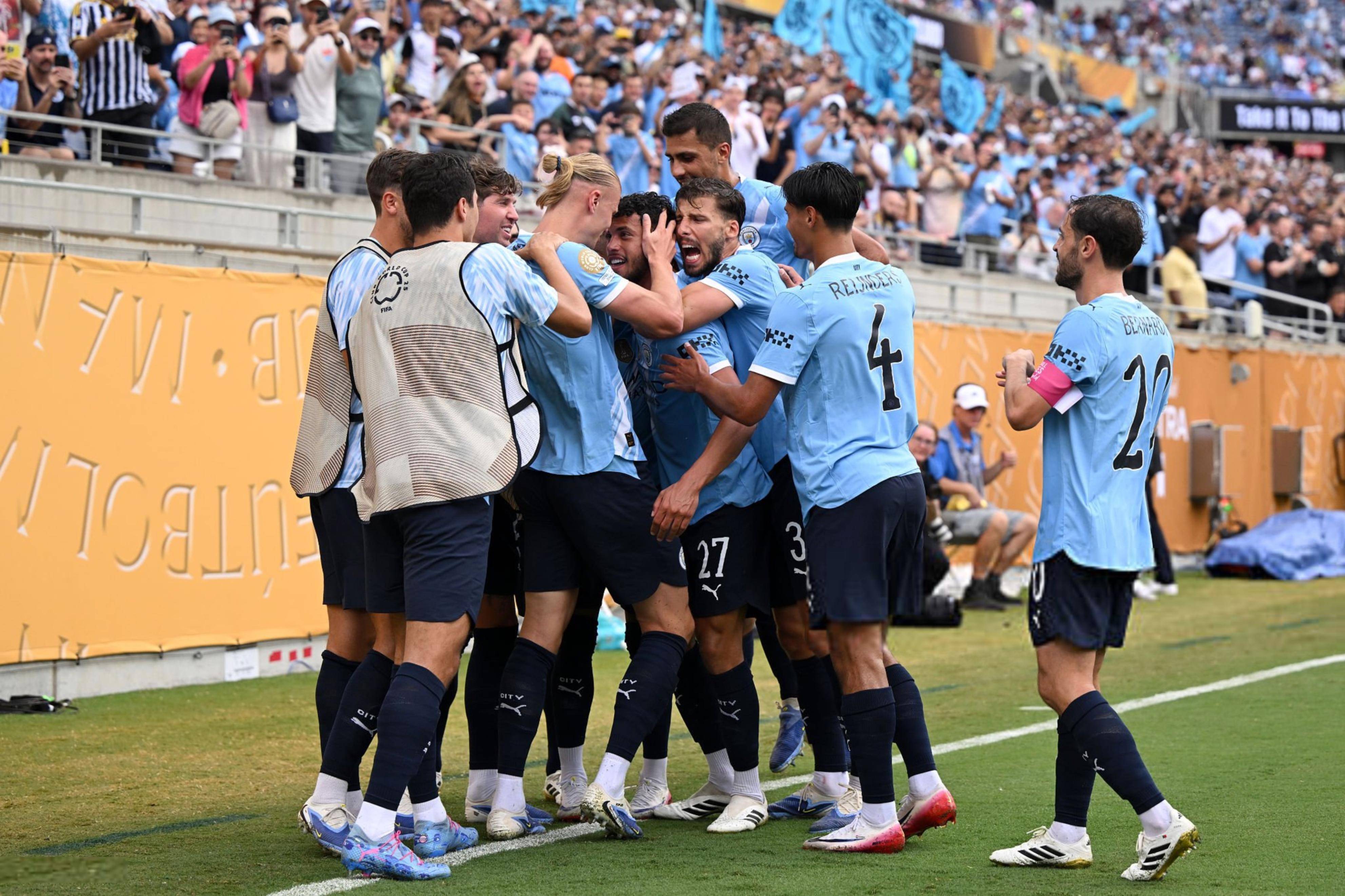 包含里程碑夜！曼城战术微调，NBA常规赛今晨刷纪录，引发热议，球探报告显示潜力的词条