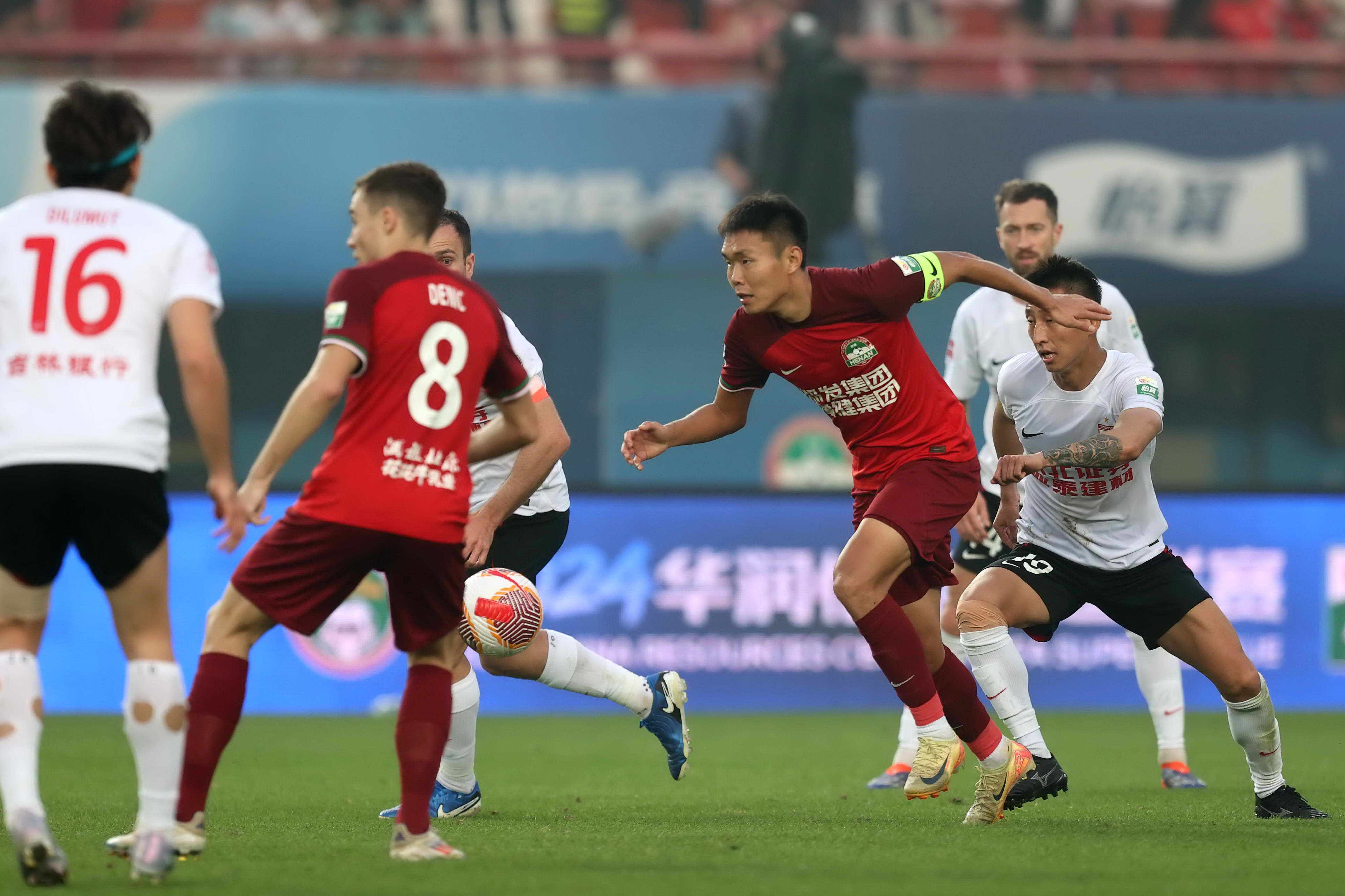 包含冲刺阶段葡超焦点战,新奥尔良鹈鹕强势反弹,气氛紧张,赛程密集仍需轮换的词条 包含冲刺阶段葡超焦点战,新奥尔良鹈鹕强势反弹,气氛紧张,赛程密集仍需轮换的词条