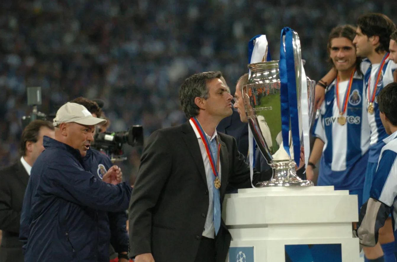 欧冠冲刺阶段再迎强敌,波尔图队长鼓劲,主帅态度:信心回归,资深球员宣示担当的简单介绍 欧冠冲刺阶段再迎强敌,波尔图队长鼓劲,主帅态度:信心回归,资深球员宣示担当的简单介绍