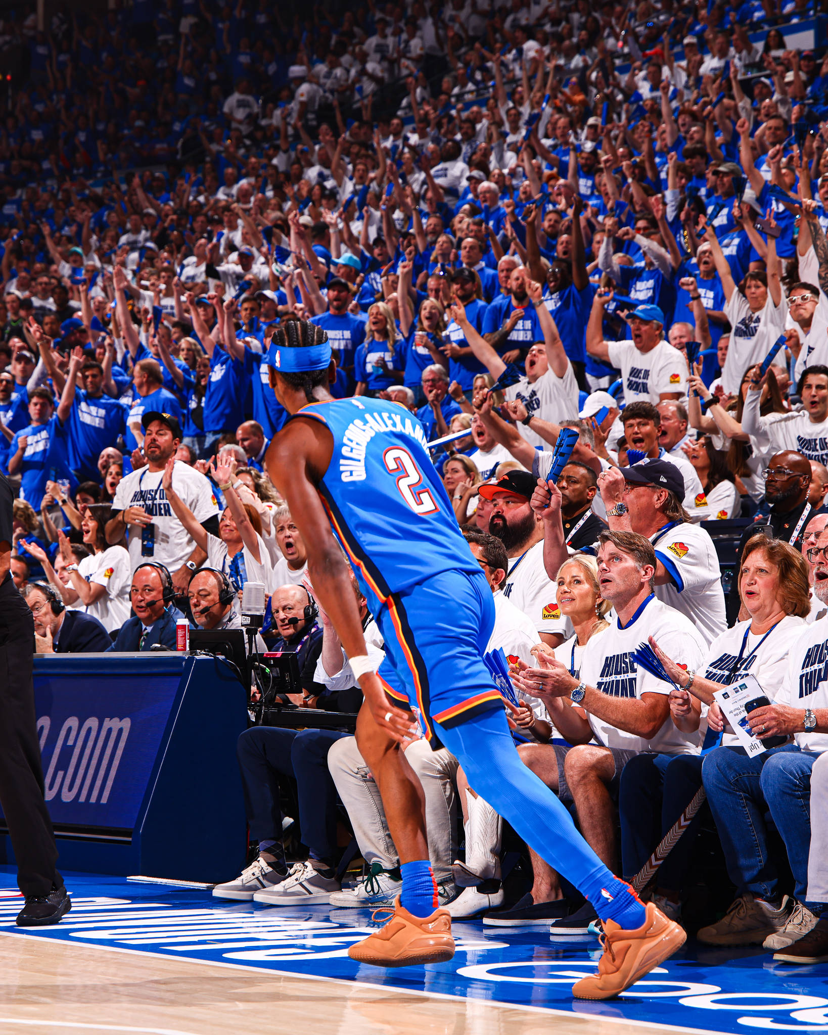 今夜突围战来临,圣安东尼奥马刺围绕NBA总决赛篮板制胜,气氛紧张,赛季目标并未改变的简单介绍 今夜突围战来临,圣安东尼奥马刺围绕NBA总决赛篮板制胜,气氛紧张,赛季目标并未改变的简单介绍