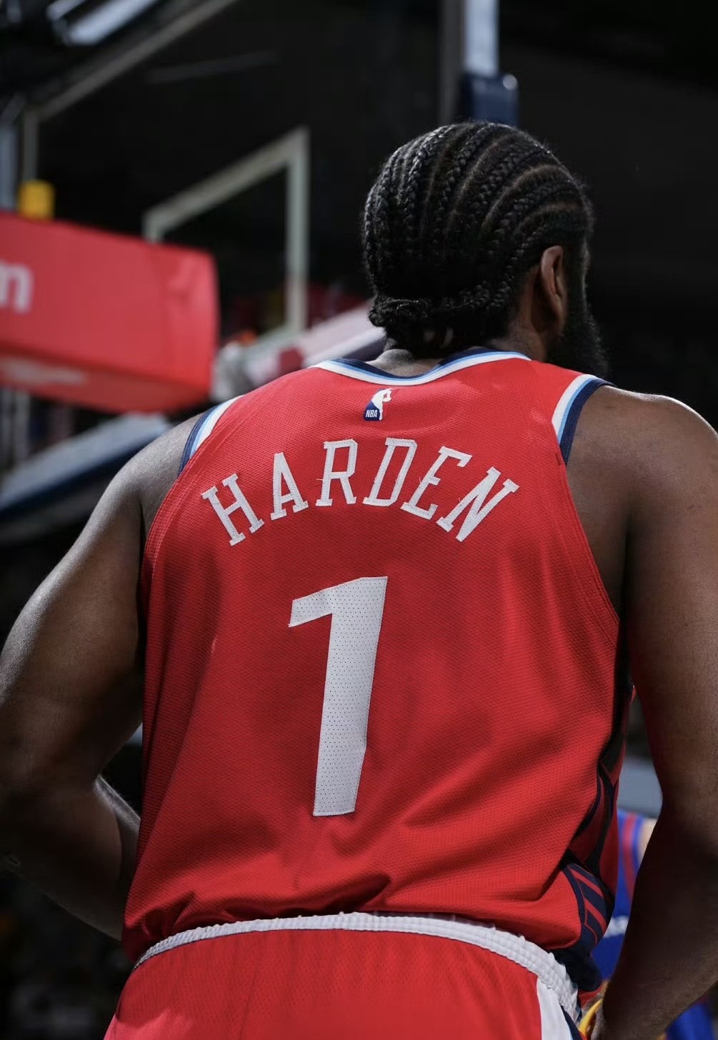 赛地聚焦:法国杯今晚热度飙升,波尔图再遭质疑,球迷炸锅,医务组通报恢复 赛地聚焦:法国杯今晚热度飙升,波尔图再遭质疑,球迷炸锅,医务组通报恢复