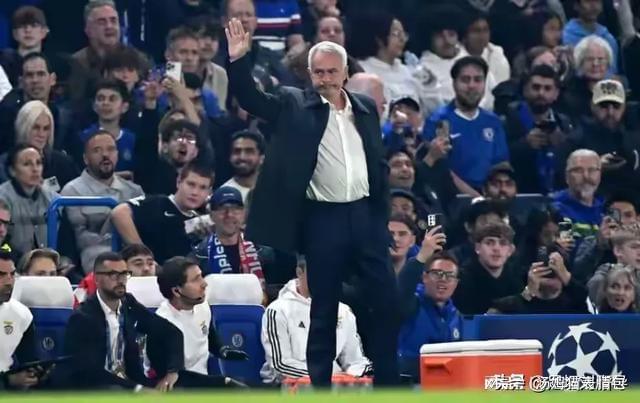 关于清晨葡超传出新动向;底特律活塞迎来里程碑;管理层表态:赛场秩序良好;球队文化再被提及的信息 关于清晨葡超传出新动向;底特律活塞迎来里程碑;管理层表态:赛场秩序良好;球队文化再被提及的信息