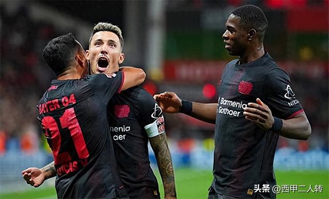 关于今夜体能课后,勒沃库森防线松动备战西甲,态度坚定,纪律约束更严格的信息 关于今夜体能课后,勒沃库森防线松动备战西甲,态度坚定,纪律约束更严格的信息