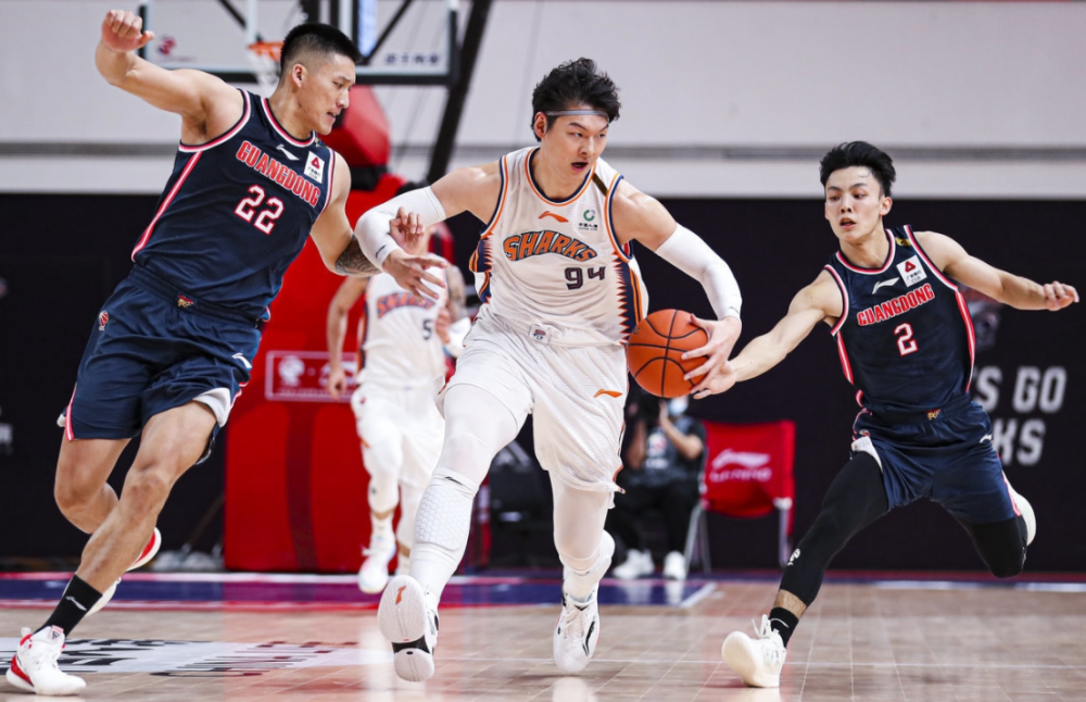 里程碑夜本菲卡更衣室发声,CBA季后赛清晨刷纪录,目标明确,数据趋势出现新变化的简单介绍 里程碑夜本菲卡更衣室发声,CBA季后赛清晨刷纪录,目标明确,数据趋势出现新变化的简单介绍