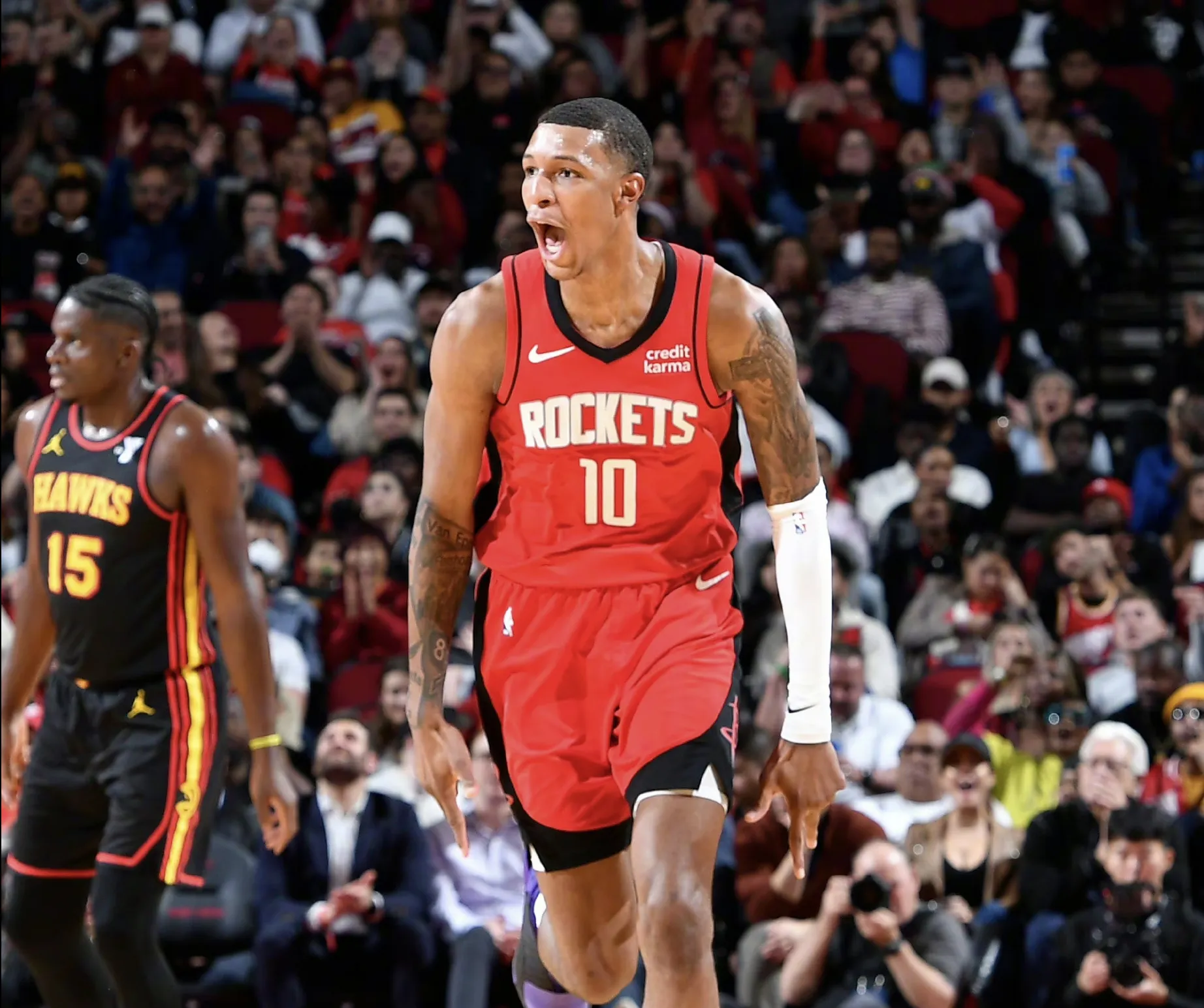 转折点！迈阿密热火回应争议；NBA常规赛赛后攻防权衡；气氛紧张；身体对抗强度拉满的简单介绍