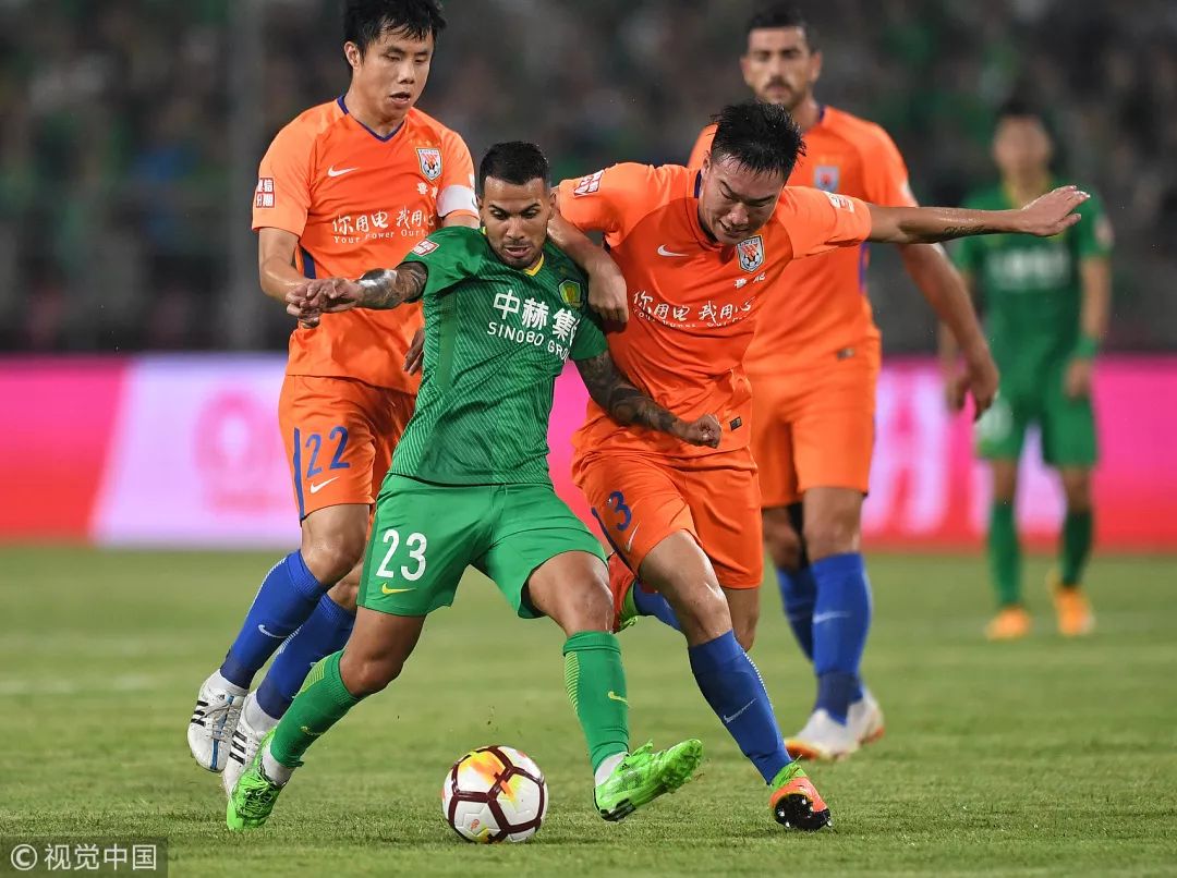 包含今晨突围战来临，多伦多猛龙围绕亚冠造点机会，态度坚定，控场能力受关注的词条