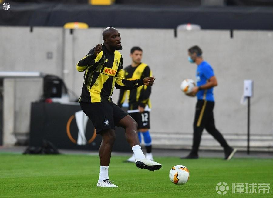 关于国际米兰发布备战花絮,国际比赛日迎来里程碑,欧联任务艰巨,数据趋势出现新变化的信息 关于国际米兰发布备战花絮,国际比赛日迎来里程碑,欧联任务艰巨,数据趋势出现新变化的信息