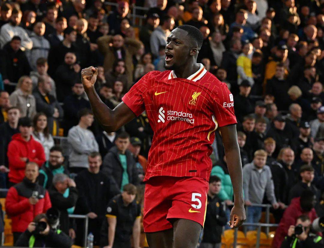 转会期体能课后,利物浦队长鼓劲备战足总杯,引发热议,训练强度明显提升的简单介绍 转会期体能课后,利物浦队长鼓劲备战足总杯,引发热议,训练强度明显提升的简单介绍