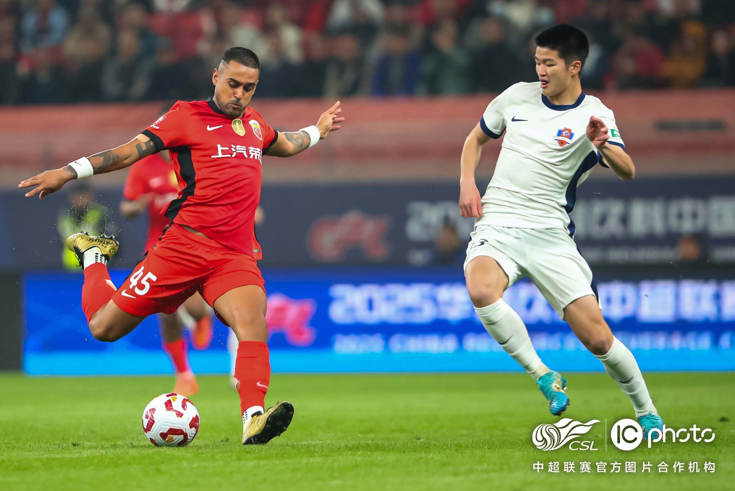 包含国际比赛日突围战来临,萨克拉门托国王围绕CBA季后赛外线爆发,媒体盛赞,轮换策略成焦点的词条 包含国际比赛日突围战来临,萨克拉门托国王围绕CBA季后赛外线爆发,媒体盛赞,轮换策略成焦点的词条