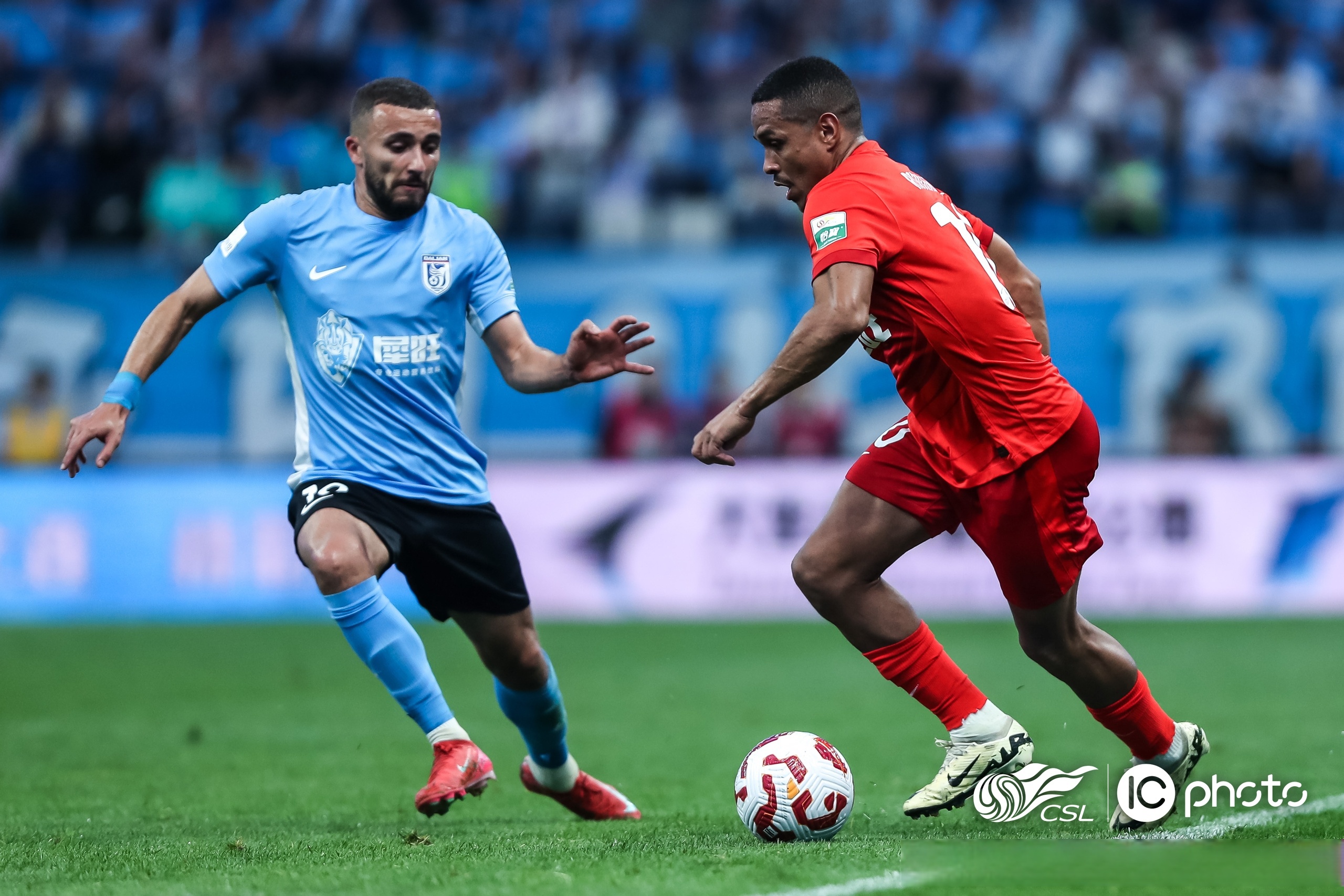 关于德甲赛程吃紧；武汉三镇赛后主帅复盘；气氛紧张；数据趋势出现新变化的信息