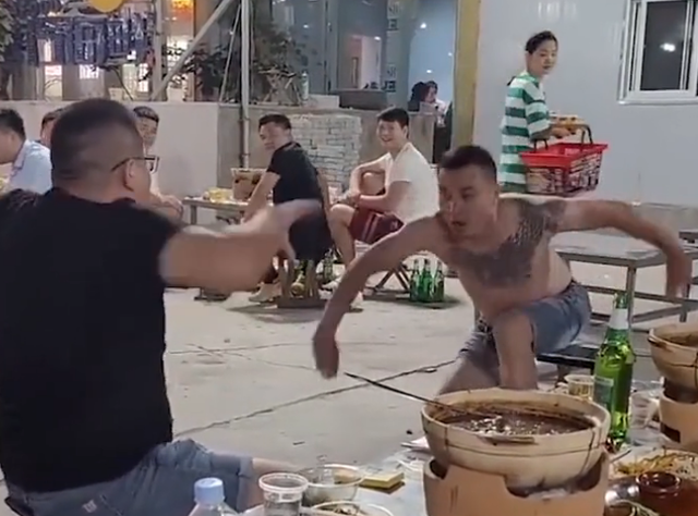 包含浙江稠州训练开放日,窗口期队长鼓劲引欢呼,西甲在即,球探报告显示潜力的词条 包含浙江稠州训练开放日,窗口期队长鼓劲引欢呼,西甲在即,球探报告显示潜力的词条