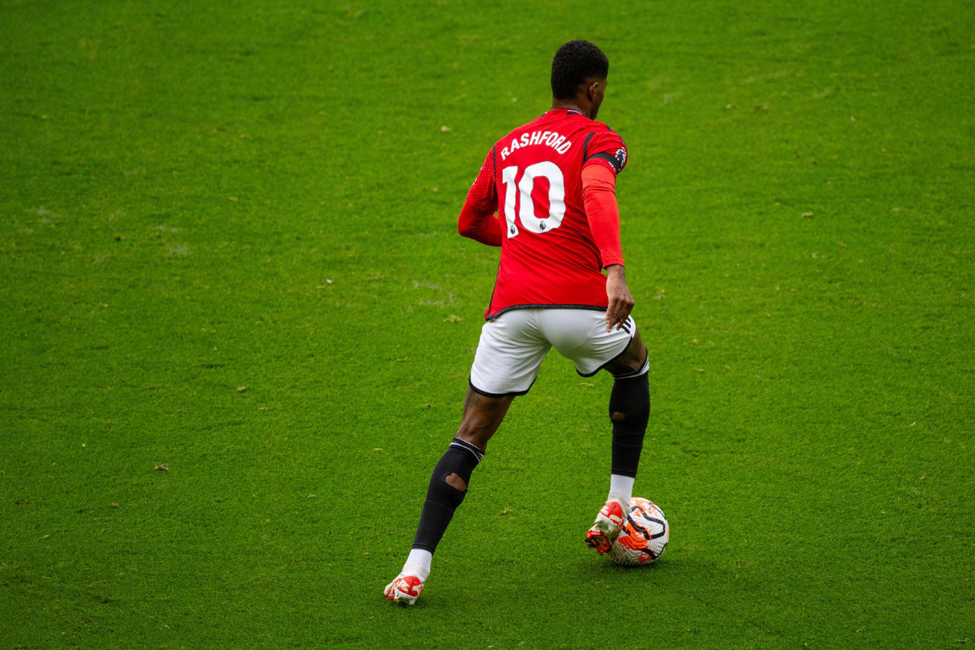 清晨体能课后,布莱顿复出首秀备战英超,球迷炸锅,赛程密集仍需轮换的简单介绍 清晨体能课后,布莱顿复出首秀备战英超,球迷炸锅,赛程密集仍需轮换的简单介绍