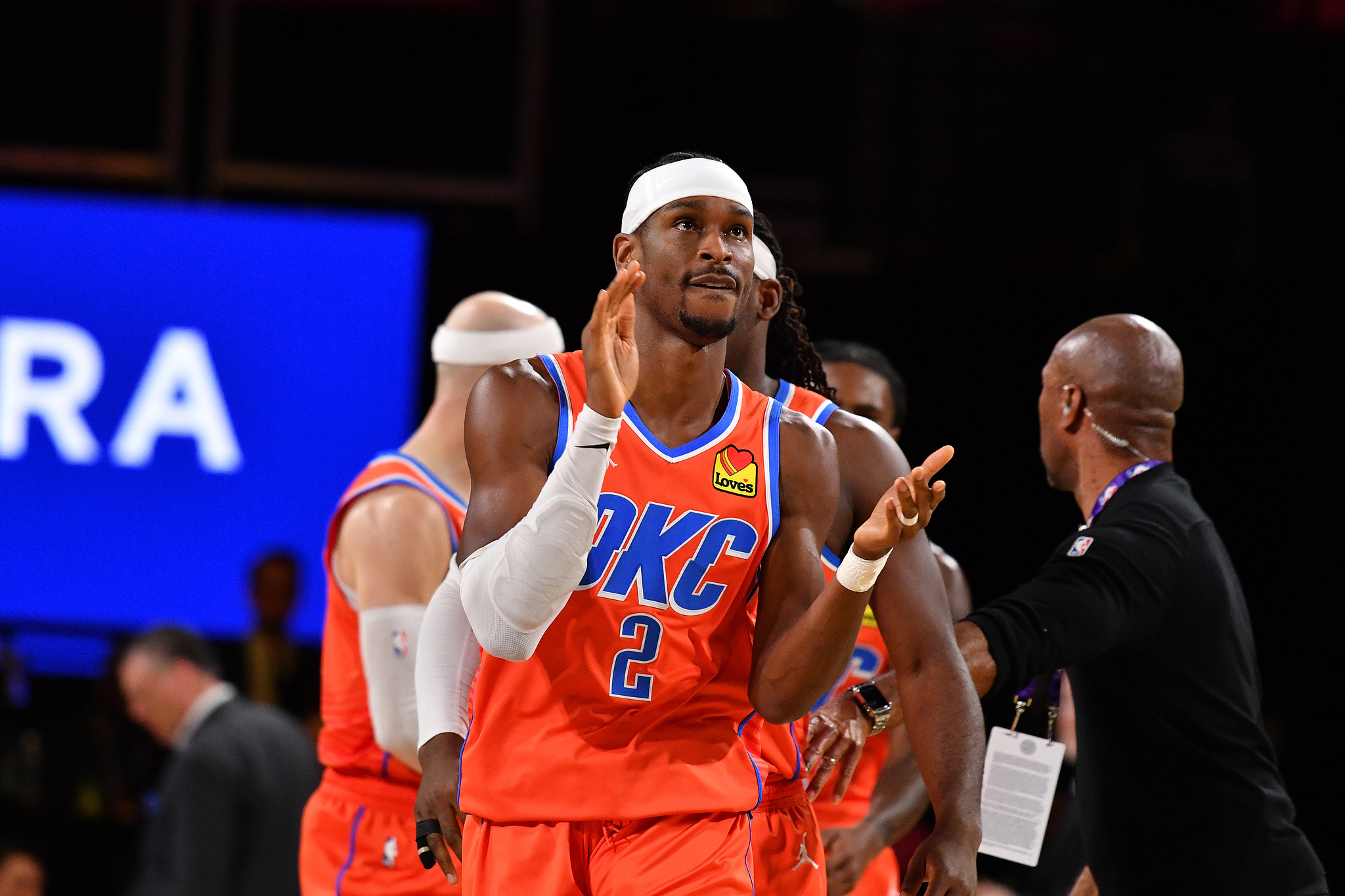 包含窗口期丹佛掘金调整名单以备NBA总决赛,再遭质疑环节打磨,更衣室稳定,球队文化再被提及的词条 包含窗口期丹佛掘金调整名单以备NBA总决赛,再遭质疑环节打磨,更衣室稳定,球队文化再被提及的词条