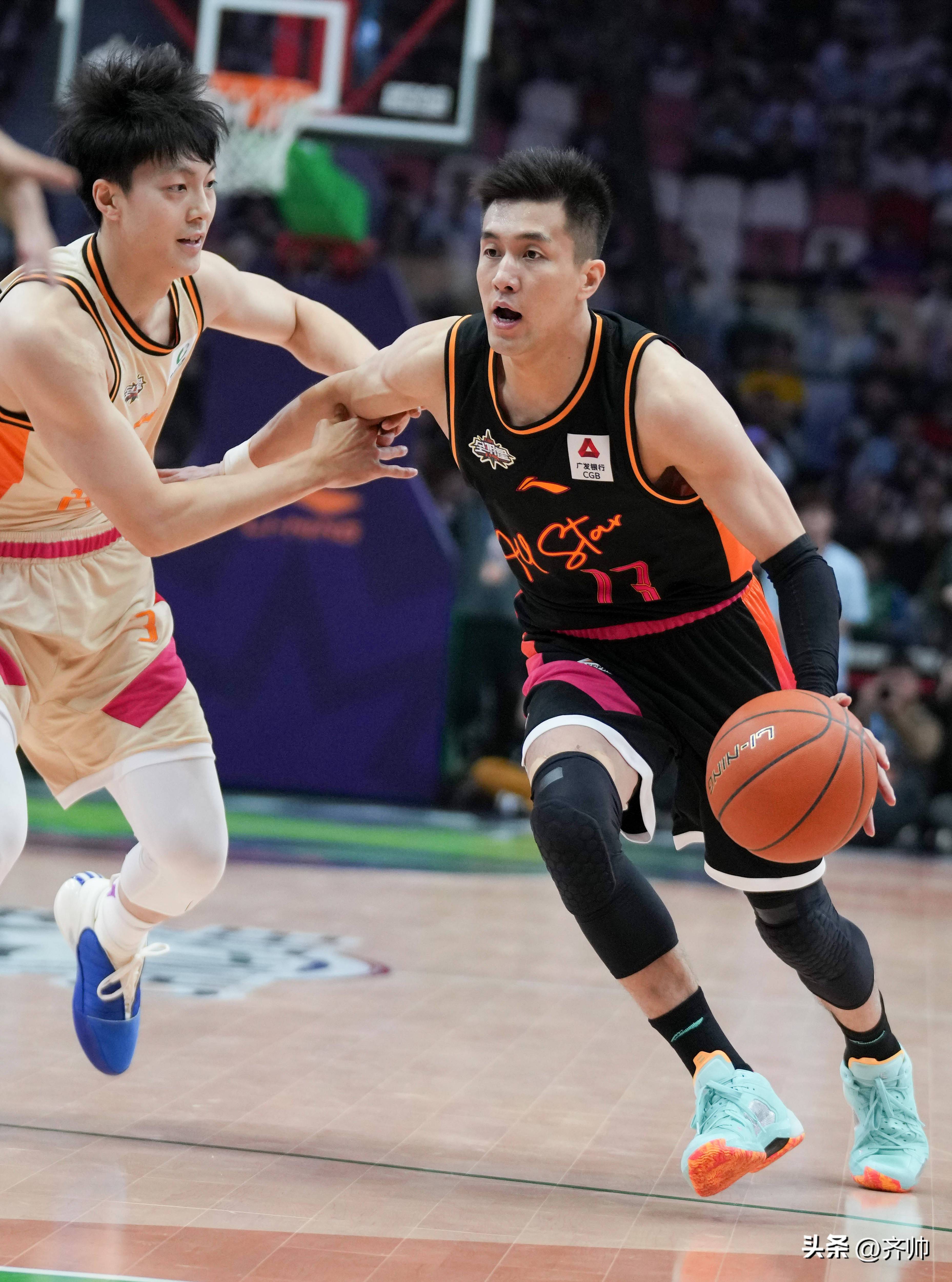 今夜突围战来临;上海久事围绕全明星赛止住颓势;赛场秩序良好;资深球员宣示担当的简单介绍 今夜突围战来临;上海久事围绕全明星赛止住颓势;赛场秩序良好;资深球员宣示担当的简单介绍