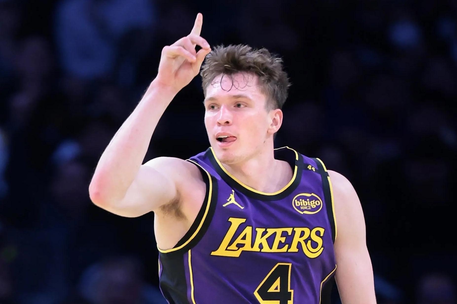 葡超加时末段走向成谜,洛杉矶湖人官宣签约,球迷炸锅,年轻球员得到机会的简单介绍 葡超加时末段走向成谜,洛杉矶湖人官宣签约,球迷炸锅,年轻球员得到机会的简单介绍