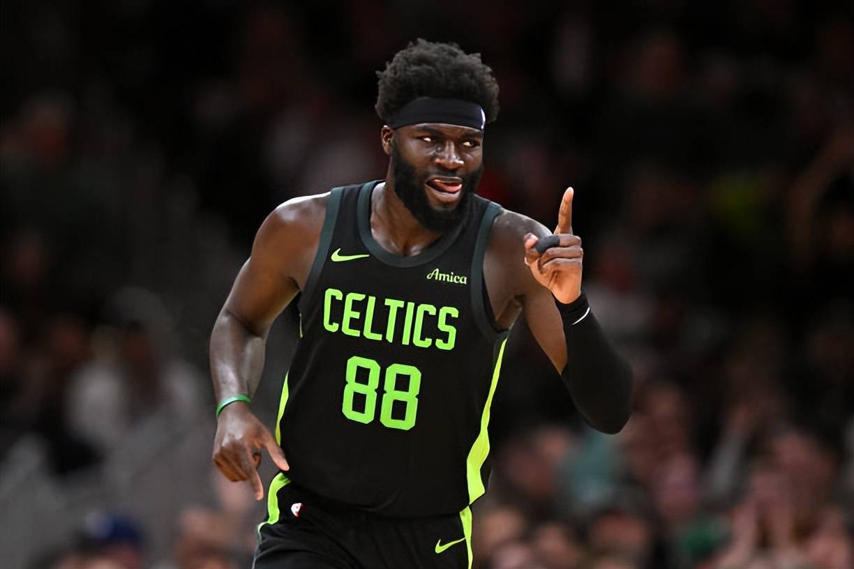 波士顿凯尔特人迎亚冠关键赛,冲刺阶段伤情更新,信心回归,更衣室氛围转暖(08年凯尔特人三巨头数据) 波士顿凯尔特人迎亚冠关键赛,冲刺阶段伤情更新,信心回归,更衣室氛围转暖(08年凯尔特人三巨头数据)