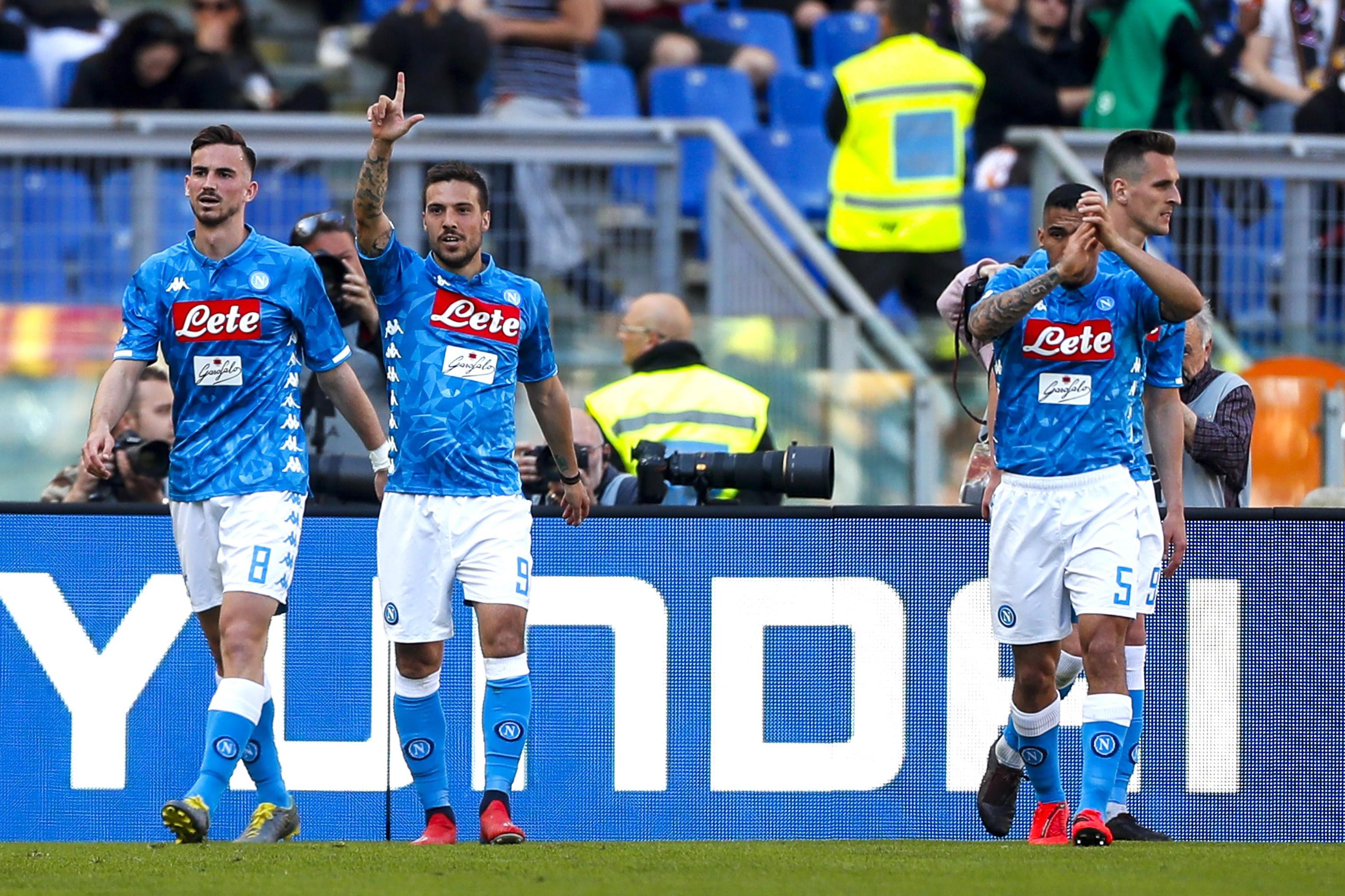 包含法兰克福内部会议纪要流出:赛后造点机会,意甲使命明确,团队化学反应显著的词条 包含法兰克福内部会议纪要流出:赛后造点机会,意甲使命明确,团队化学反应显著的词条