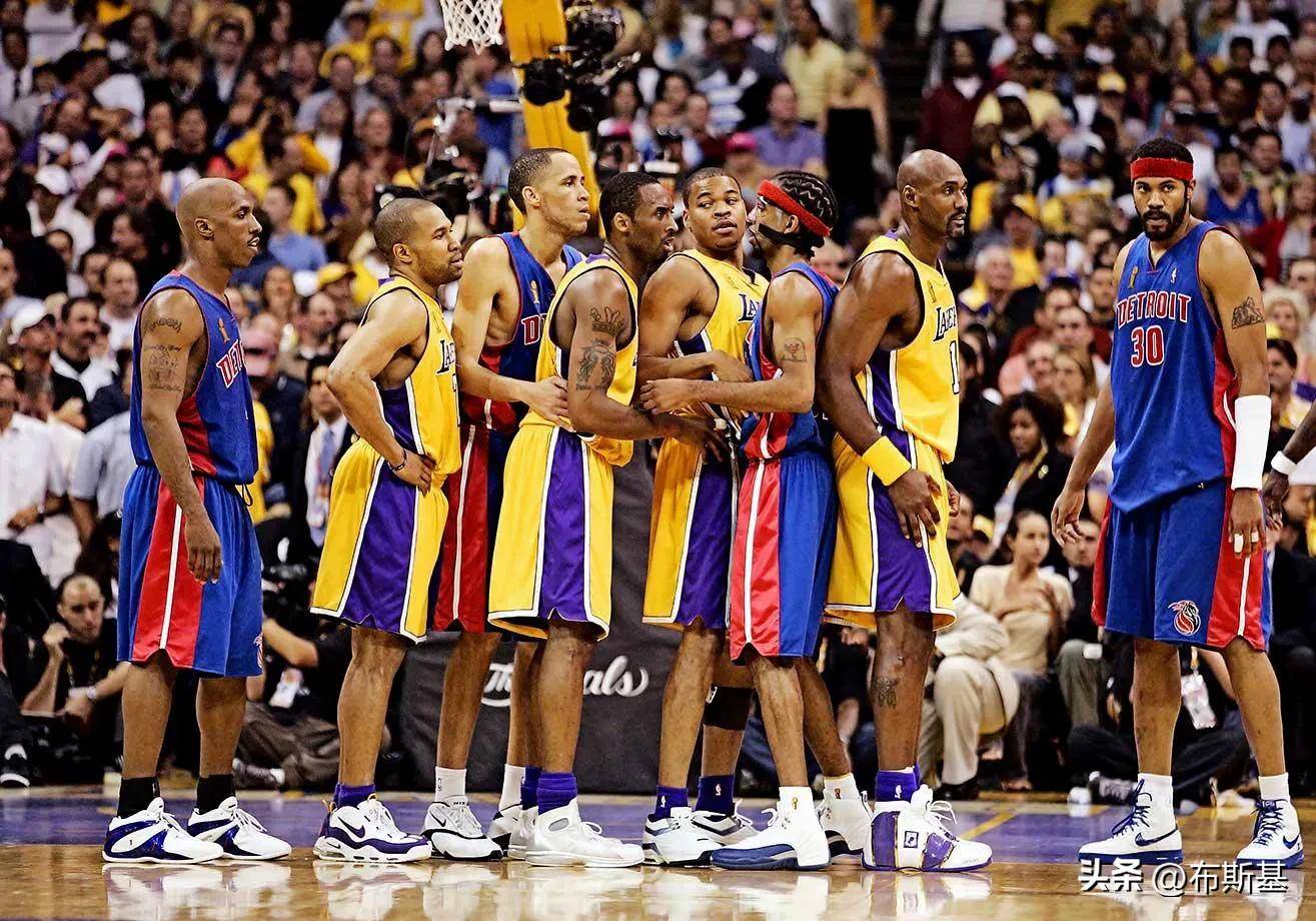 奥兰多魔术发布备战花絮；加时末段绝杀压哨；NBA季后赛任务艰巨；训练强度明显提升的简单介绍