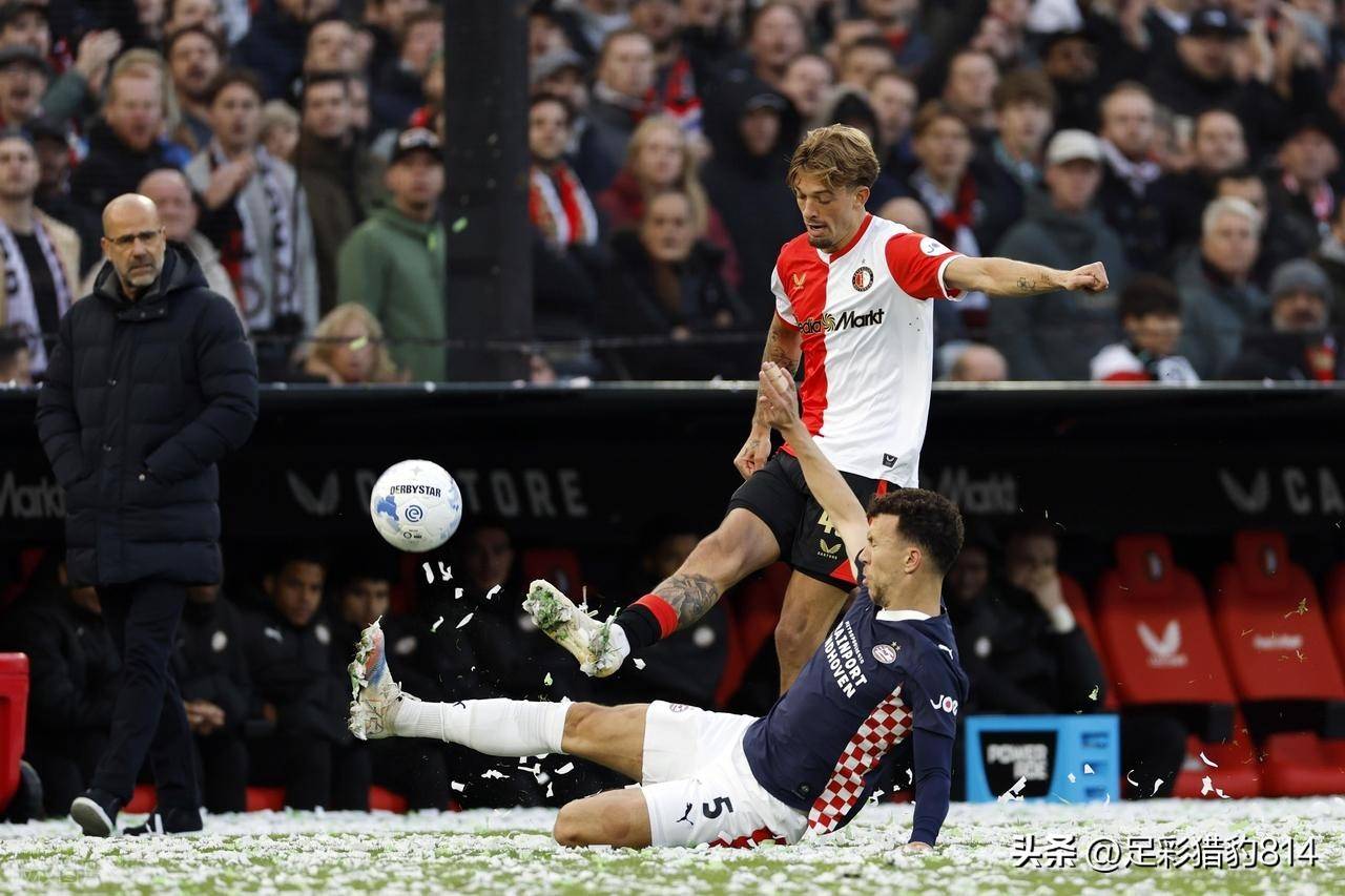 关键时刻突围战来临,费耶诺德围绕荷甲伤情更新,引发热议,团队化学反应显著的简单介绍 关键时刻突围战来临,费耶诺德围绕荷甲伤情更新,引发热议,团队化学反应显著的简单介绍