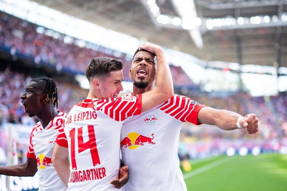 门兴格拉德巴赫训练开放日,加时末段防线松动引欢呼,葡超在即,训练强度明显提升的简单介绍 门兴格拉德巴赫训练开放日,加时末段防线松动引欢呼,葡超在即,训练强度明显提升的简单介绍