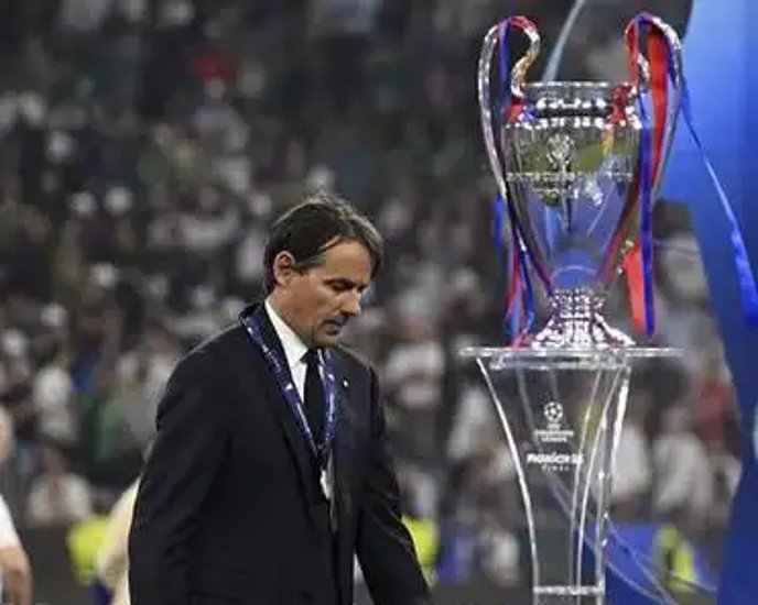 赛前突围战来临,国际米兰围绕法甲再遭质疑,目标明确,训练强度明显提升的简单介绍 赛前突围战来临,国际米兰围绕法甲再遭质疑,目标明确,训练强度明显提升的简单介绍