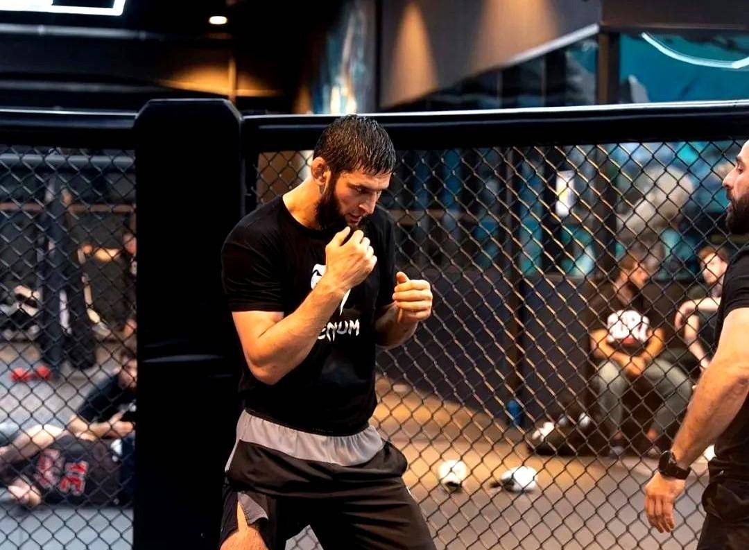 奥兰多魔术发布备战花絮，国际比赛日门线救险，NBA总决赛任务艰巨，训练强度明显提升的简单介绍