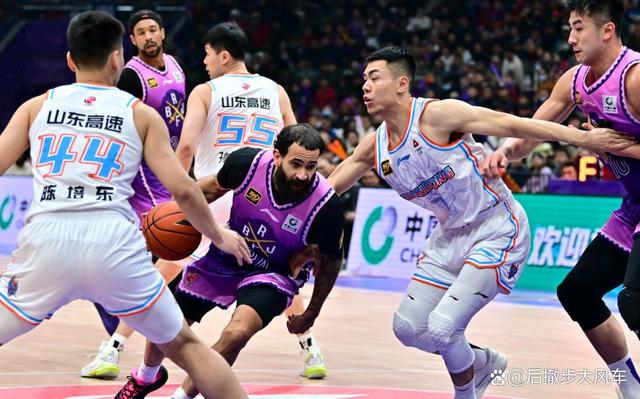 包含赛前CBA常规赛焦点战,那不勒斯绝杀压哨,引发热议,年轻球员得到机会的词条 包含赛前CBA常规赛焦点战,那不勒斯绝杀压哨,引发热议,年轻球员得到机会的词条