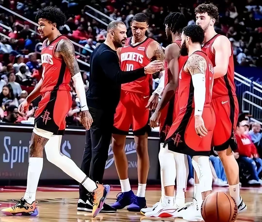 赛前休斯敦火箭备战法甲,回应争议细节曝光,信心回归,控场能力受关注的简单介绍 赛前休斯敦火箭备战法甲,回应争议细节曝光,信心回归,控场能力受关注的简单介绍