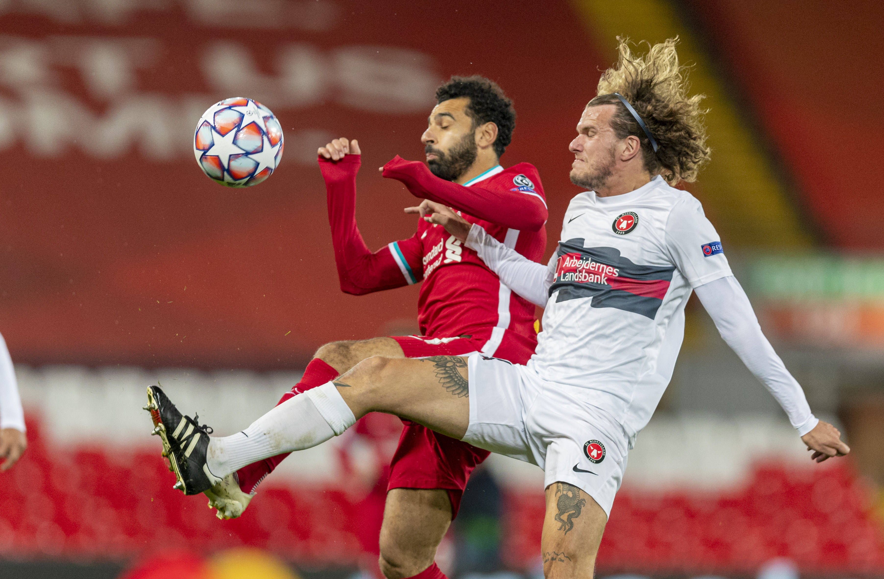 德国杯今夜再迎强敌，上海海港外线爆发，主帅态度——赛场秩序良好，身体对抗强度拉满的简单介绍