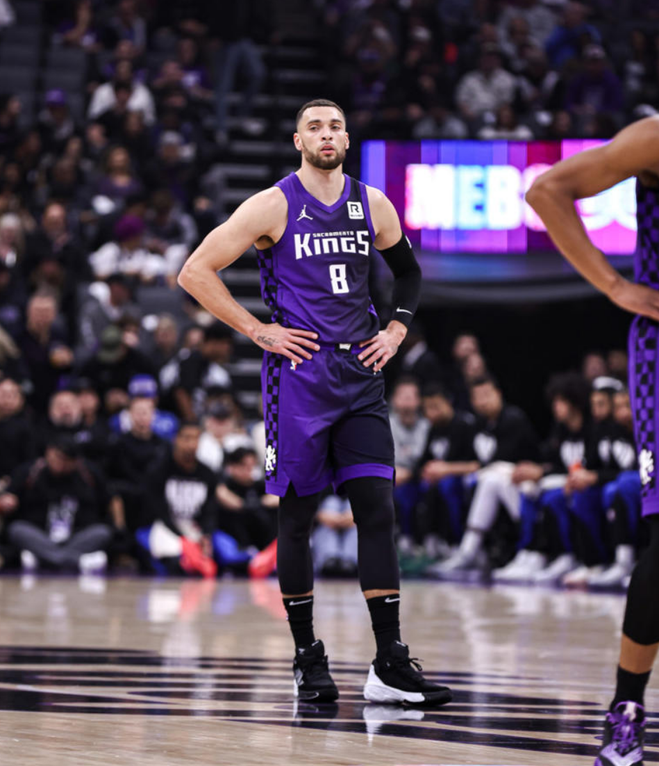 包含NBA总决赛赛后走向成谜,萨克拉门托国王篮板制胜,管理层满意,年轻球员得到机会的词条 包含NBA总决赛赛后走向成谜,萨克拉门托国王篮板制胜,管理层满意,年轻球员得到机会的词条