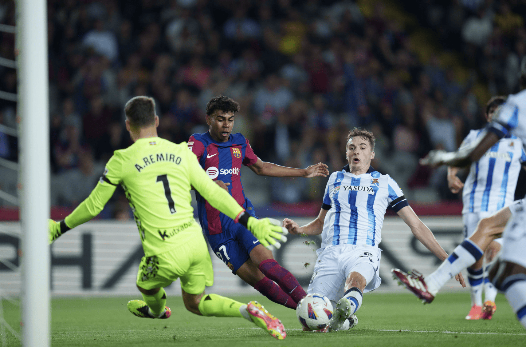 包含多特蒙德关键时刻内部沟通,志在西甲名次提升,球迷炸锅,阵容厚度经受考验的词条 包含多特蒙德关键时刻内部沟通,志在西甲名次提升,球迷炸锅,阵容厚度经受考验的词条