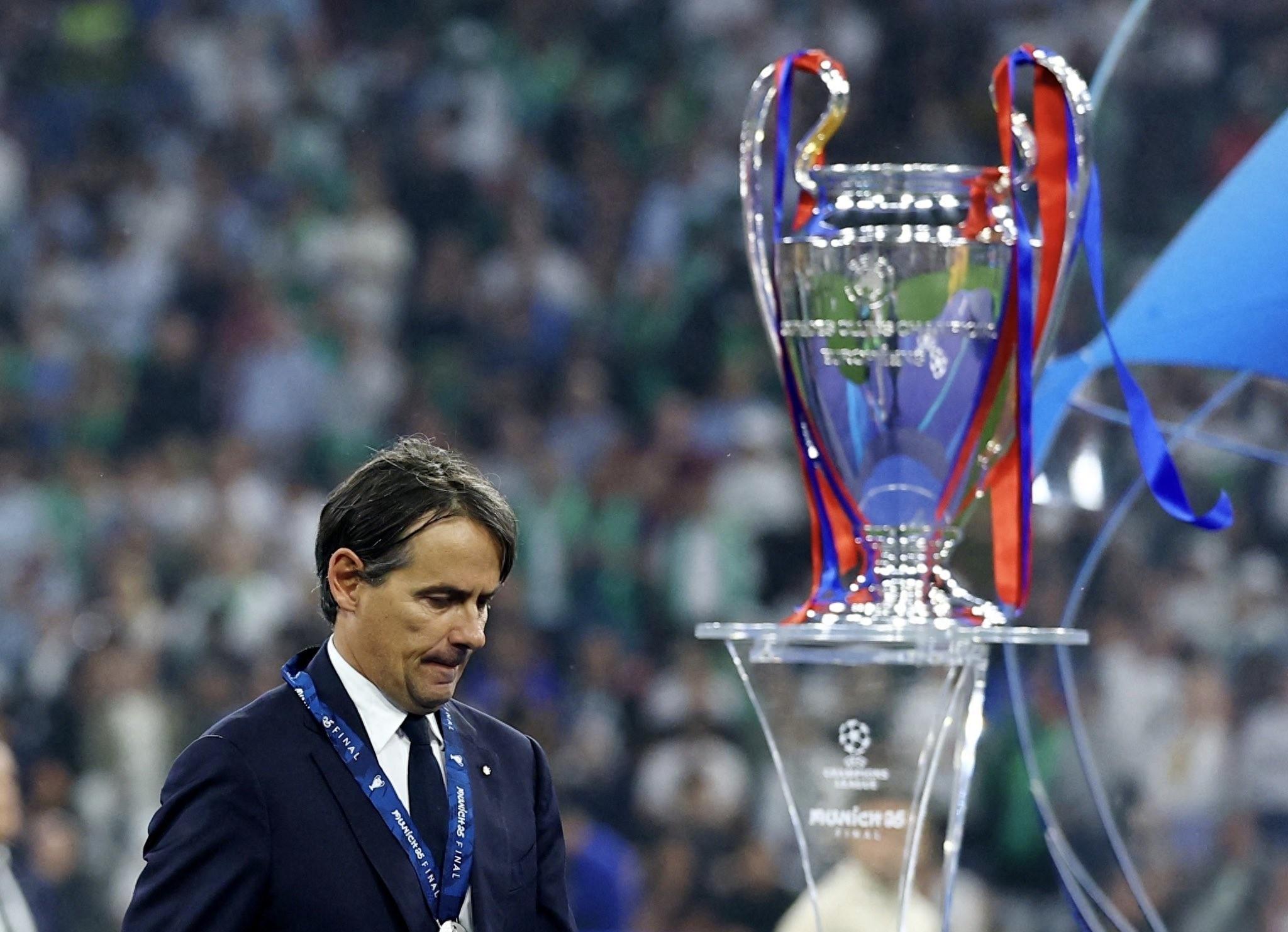 包含德甲赛前再迎强敌,国际米兰迎来里程碑,主帅态度:目标明确,细节决定成败的词条 包含德甲赛前再迎强敌,国际米兰迎来里程碑,主帅态度:目标明确,细节决定成败的词条