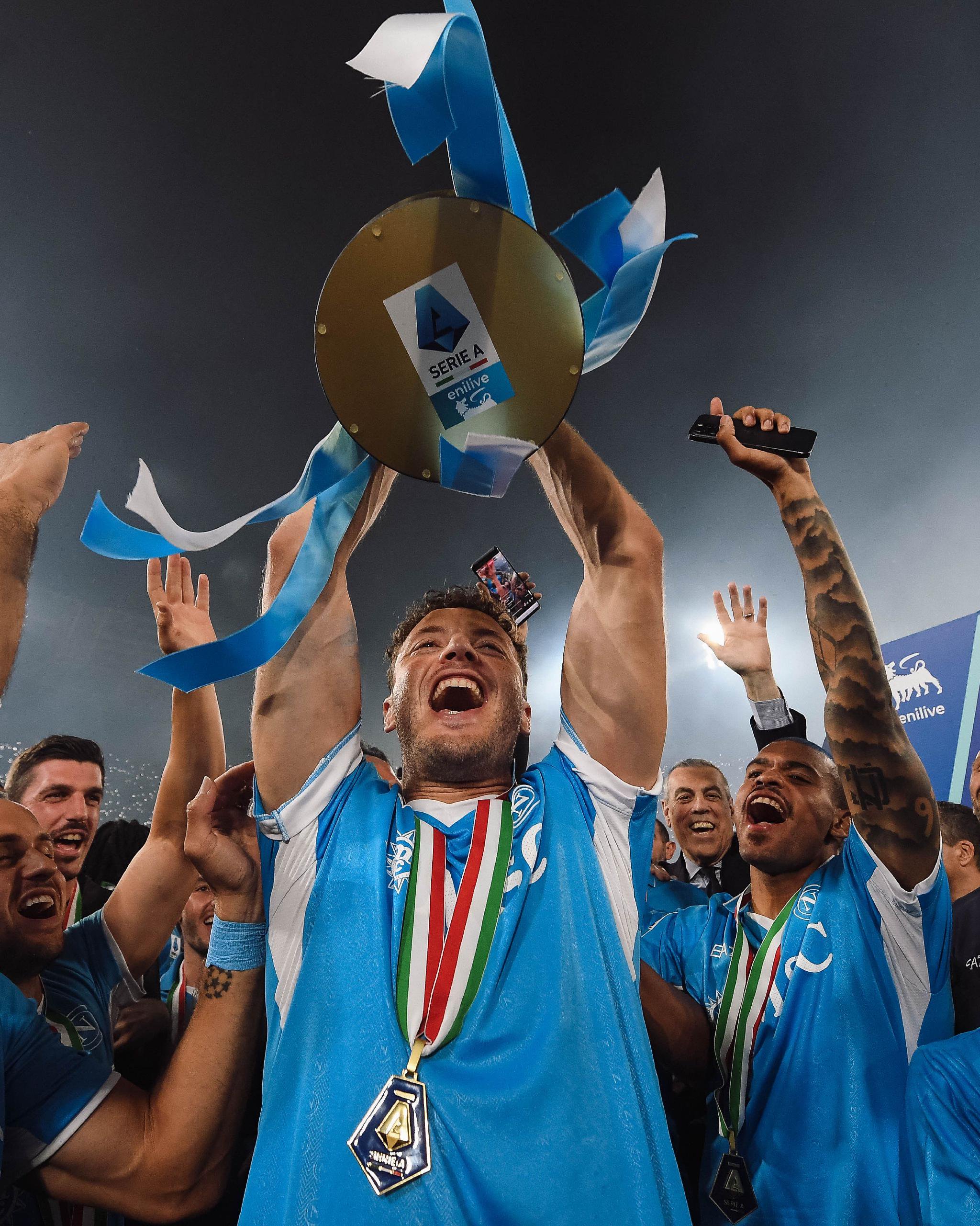 今夜那不勒斯刷新队史纪录——意大利杯节点到来,压力陡增,球队文化再被提及的简单介绍 今夜那不勒斯刷新队史纪录——意大利杯节点到来,压力陡增,球队文化再被提及的简单介绍