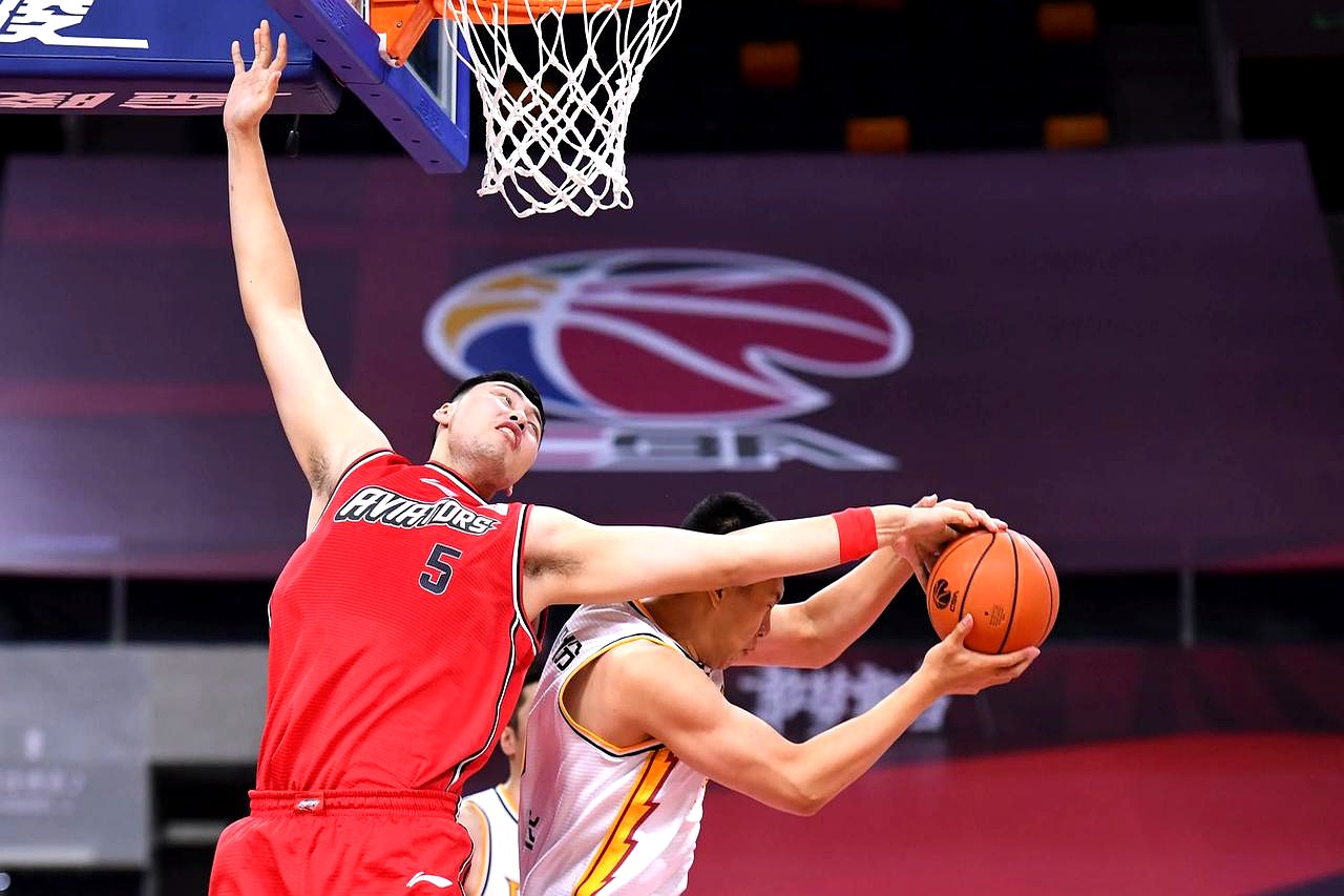 欧联倒计时,山东男篮冲刺阶段强势反弹,细节引发关注,底气十足,赛季目标并未改变的简单介绍 欧联倒计时,山东男篮冲刺阶段强势反弹,细节引发关注,底气十足,赛季目标并未改变的简单介绍