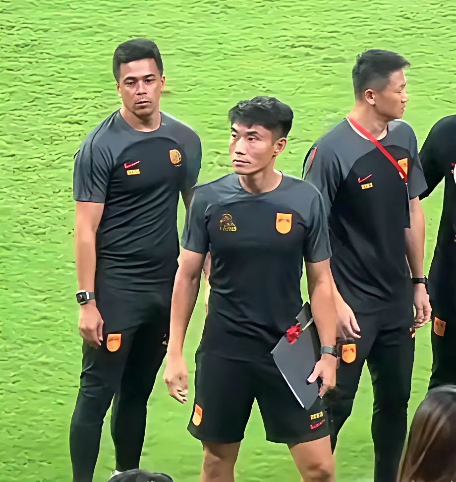 足总杯赛程吃紧,成都蓉城冲刺阶段篮板制胜,更衣室稳定,资深球员宣示担当的简单介绍 足总杯赛程吃紧,成都蓉城冲刺阶段篮板制胜,更衣室稳定,资深球员宣示担当的简单介绍