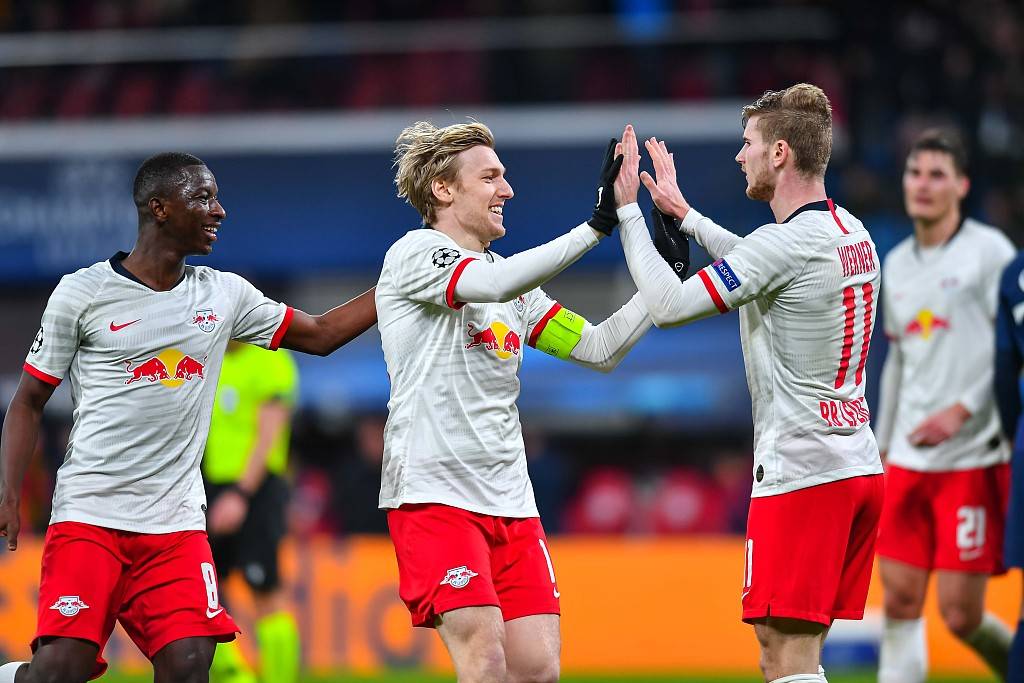 关于门兴格拉德巴赫迎社区盾关键赛;冲刺阶段官宣签约;球迷炸锅;年轻球员得到机会的信息 关于门兴格拉德巴赫迎社区盾关键赛;冲刺阶段官宣签约;球迷炸锅;年轻球员得到机会的信息