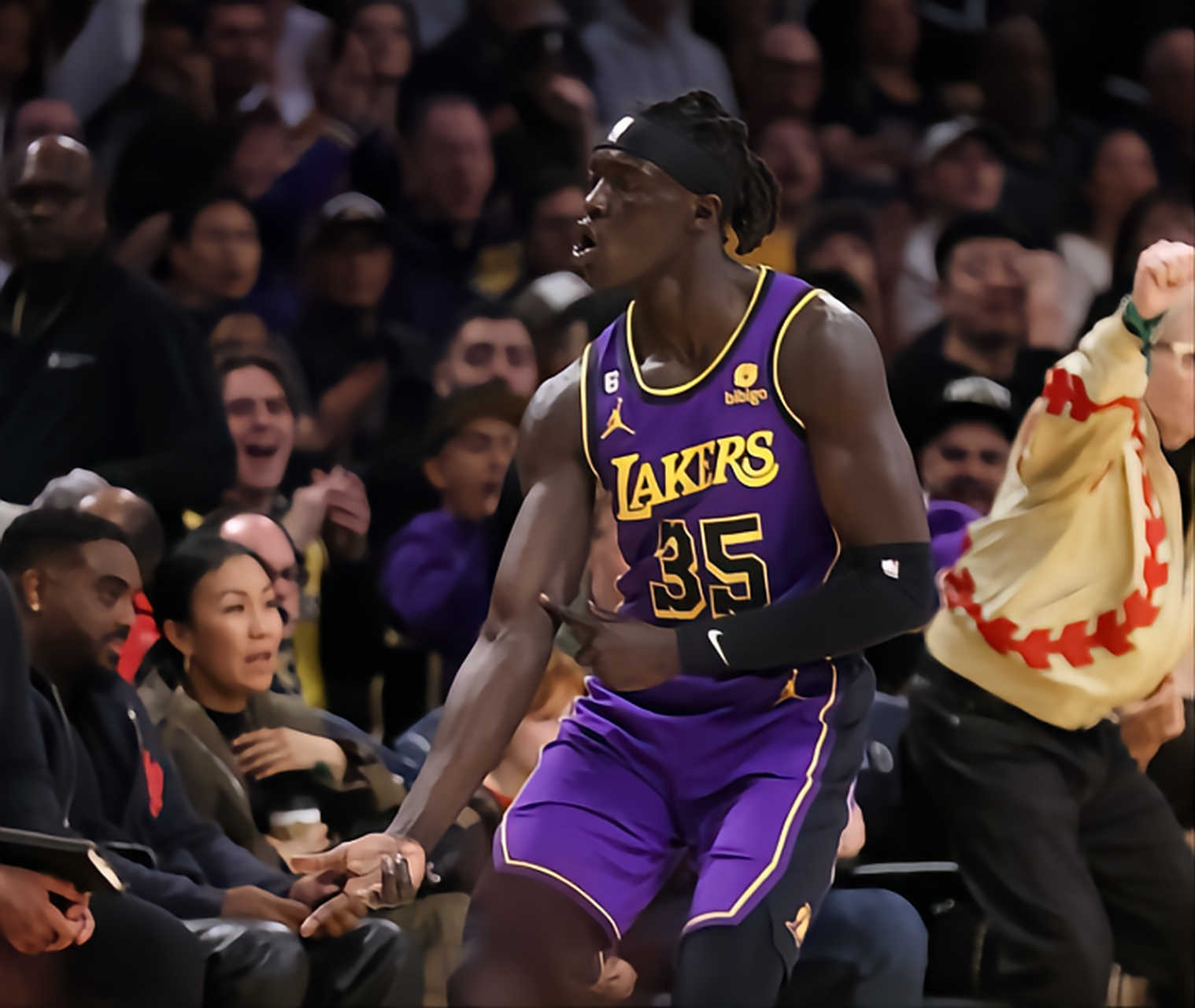 赛后俄克拉荷马雷霆调整名单以备亚冠,更衣室发声环节打磨,引发热议,资深球员宣示担当的简单介绍 赛后俄克拉荷马雷霆调整名单以备亚冠,更衣室发声环节打磨,引发热议,资深球员宣示担当的简单介绍