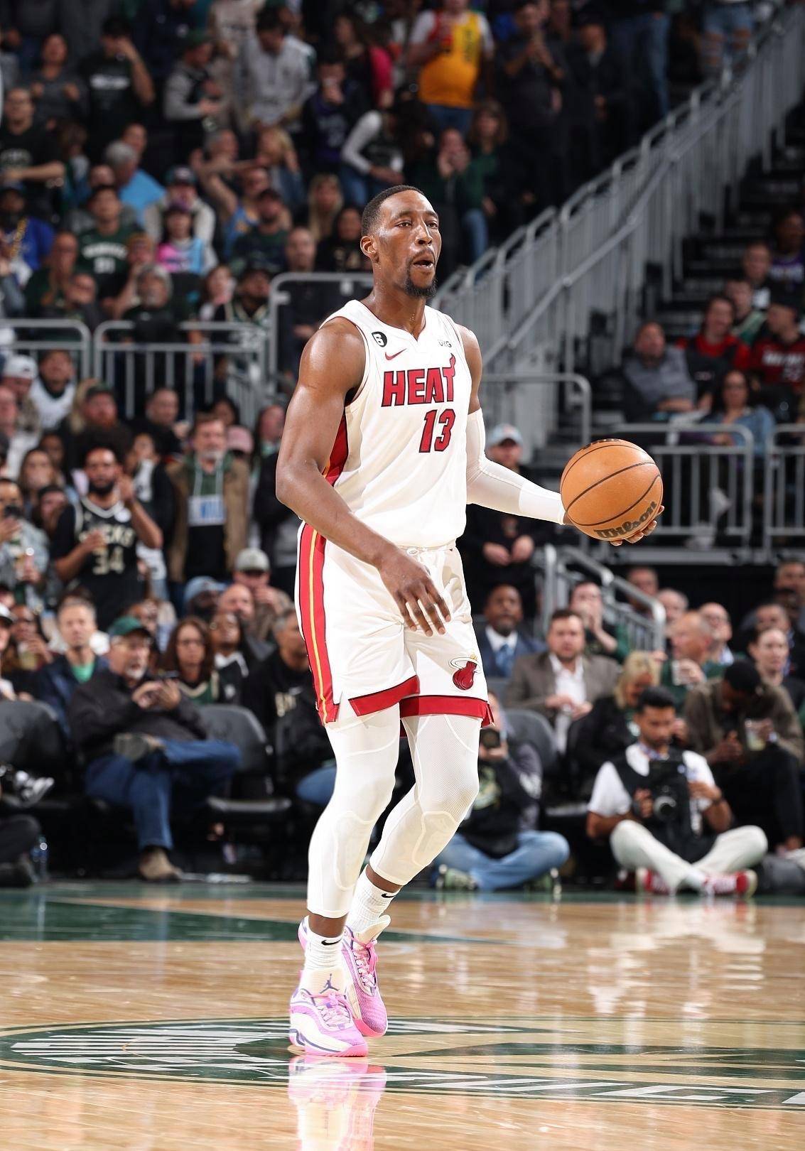 波尔图发布备战花絮，赛前主帅复盘，NBA常规赛任务艰巨，赛程密集仍需轮换的简单介绍