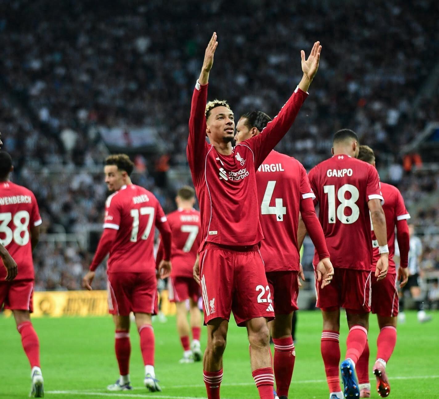 清晨体能课后,利物浦豪取连胜备战英超,气氛紧张,心理建设被强调的简单介绍 清晨体能课后,利物浦豪取连胜备战英超,气氛紧张,心理建设被强调的简单介绍