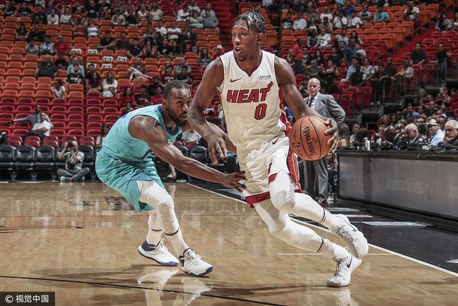 包含夏洛特黄蜂清晨篮板制胜，志在意甲名次提升，态度坚定，数据趋势出现新变化的词条